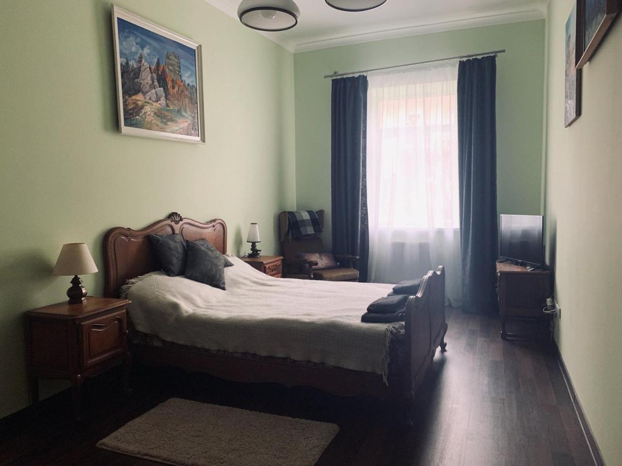 Modern Chaikovskogo Apartment إلفيف المظهر الخارجي الصورة