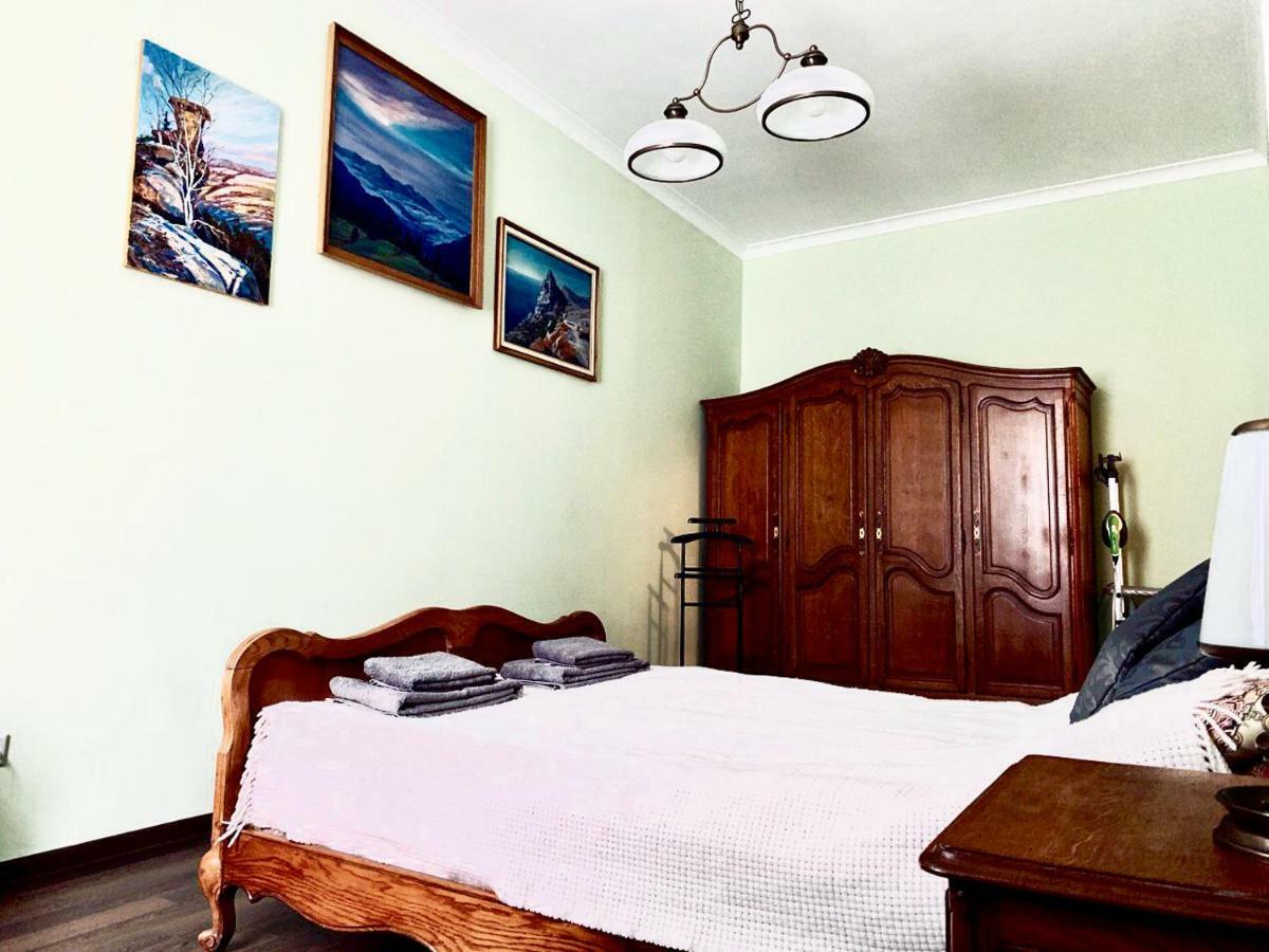Modern Chaikovskogo Apartment إلفيف المظهر الخارجي الصورة