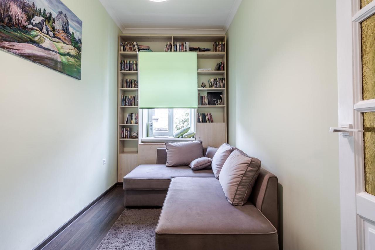 Modern Chaikovskogo Apartment إلفيف المظهر الخارجي الصورة