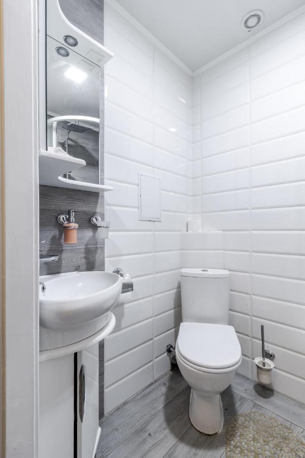 Modern Chaikovskogo Apartment إلفيف المظهر الخارجي الصورة